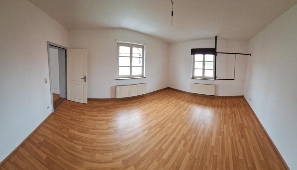 Etagenwohnung Kirchweidach - 2 Zimmer, 44 m&sup2;, 490&euro; | Angebot:26398510