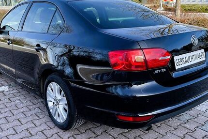 VW Jetta 113.900 km 10.700 &euro; Wartenberg 85456