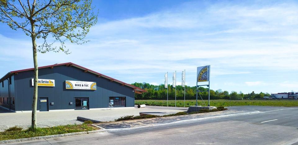 Büroraum modern, zentral, möbliert im Erdgeschoss