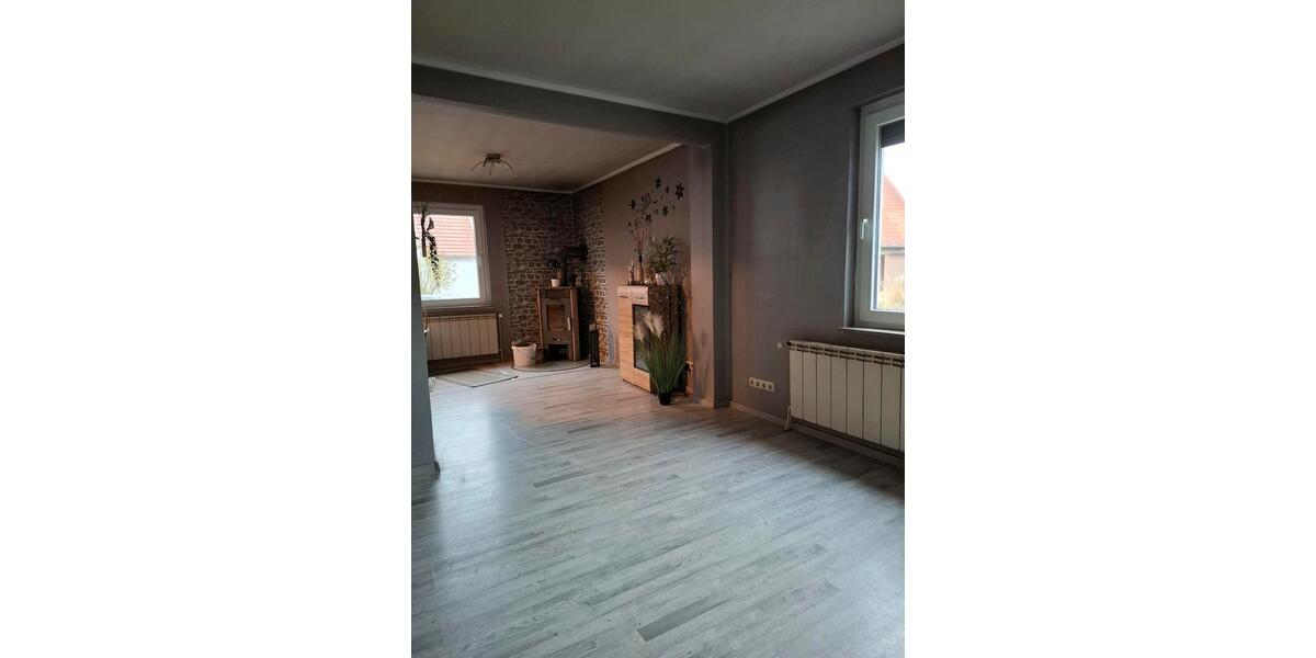 Einfamilienhaus Stemwede - 7 Zimmer, 155 m&sup2;, 194.000&euro; | Angebot:26040801
