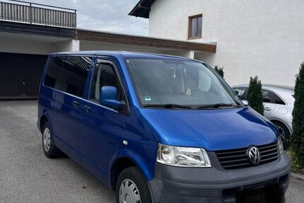 VW T5 Transporter 302.000 km 11.999 &euro; Rosenheim 83024