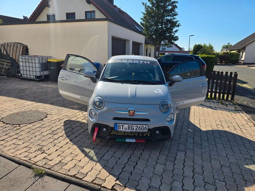 Abarth 595 21.600 km 20.500 € Creußen 95473