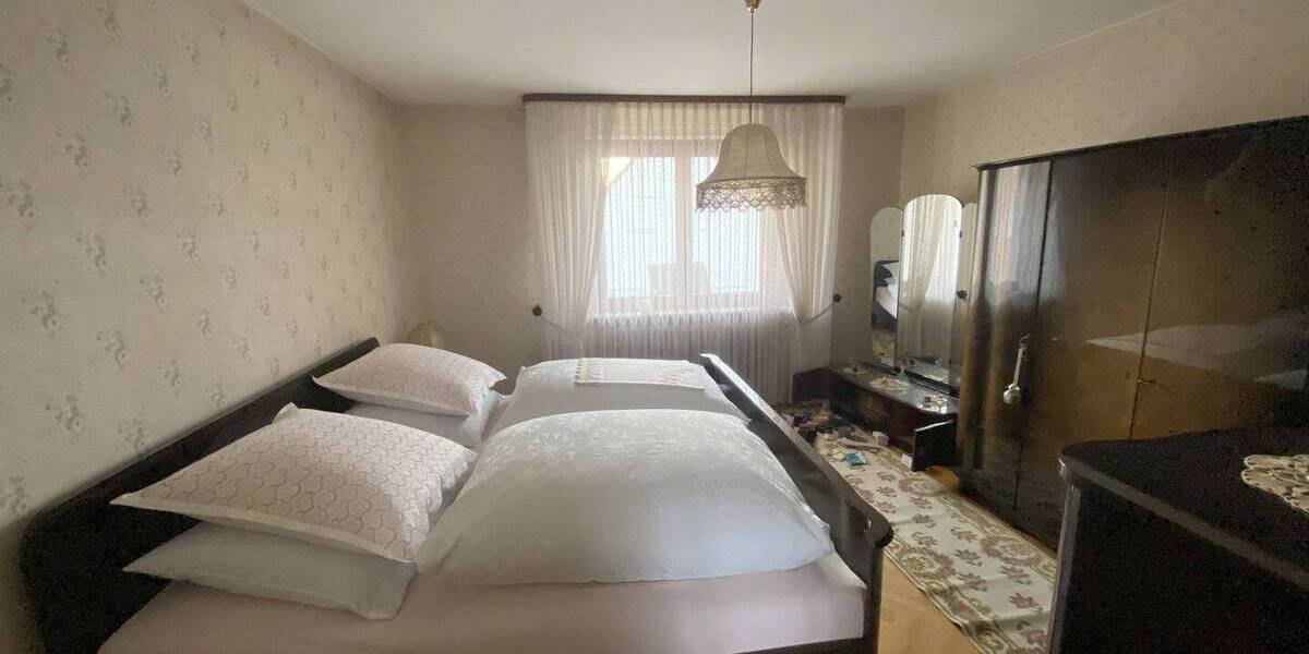 BIETERVERFAHREN - PROVISIONSFREI für Käufer - Einfamilienhaus mit Entwicklungsspielraum 4 zimmer