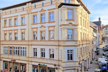 Seltene Gelegenheit: 4-Zimmerwohnung mit Aufzug im Stadtzentrum zimmer
