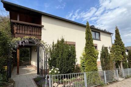Haus Kürten - 7 Zimmer, 111 m&sup2;, 349.000&euro; | Angebot:26186102