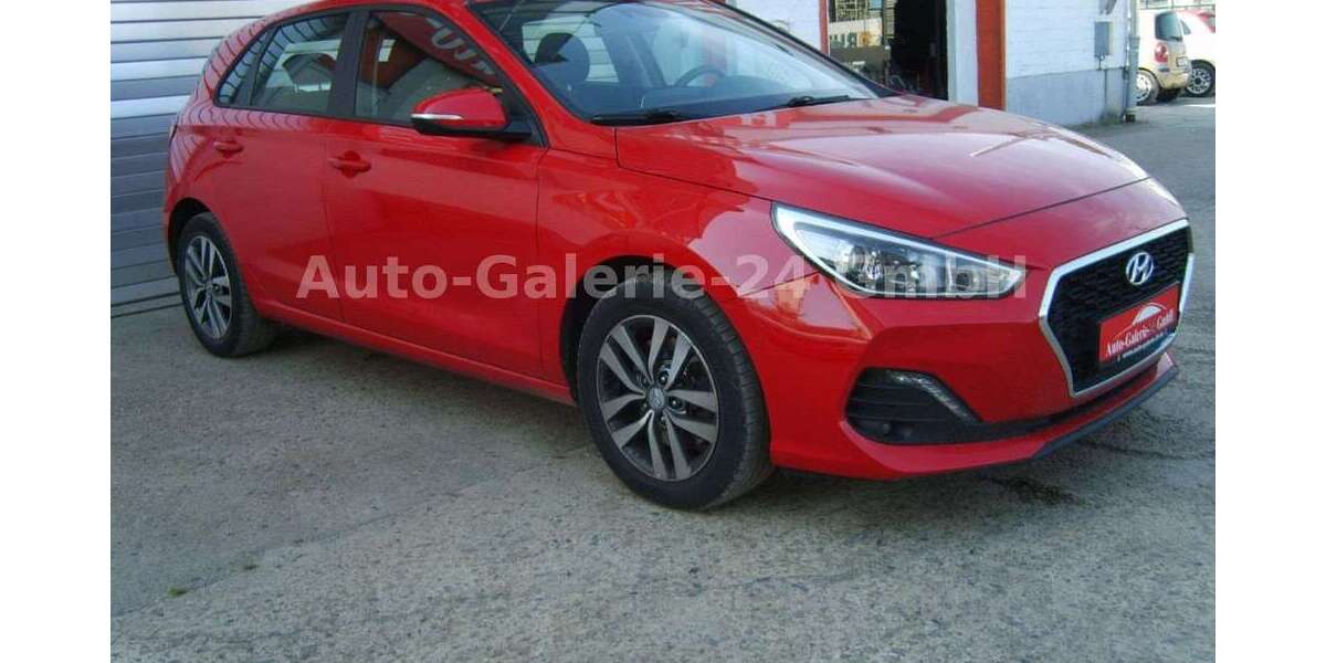 Hyundai i30 140.100 km 11.499 &euro; Berlin 12277