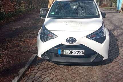 Toyota Aygo 99.800 km 6.900 &euro; Hamburg, Freie und Hansestadt 22391