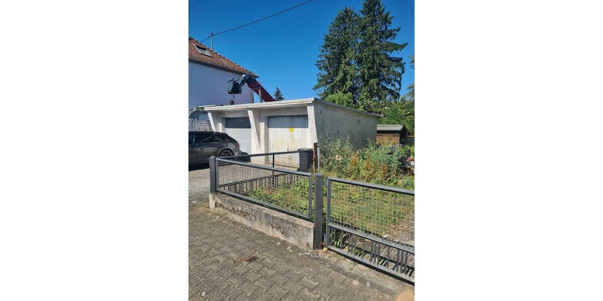 Doppelhaushälfte Wiesbaden Biebrich - 6 Zimmer, 160 m&sup2;, 520.000&euro; | Angebot:23970275