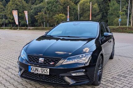 Seat Leon 152.000 km 17.000 &euro; Ingelfingen 74653
