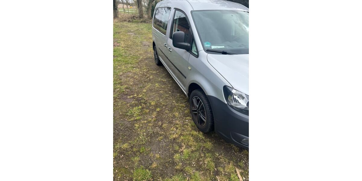 VW Caddy Maxi 106.000 km 8.000 &euro; Malente 23714
