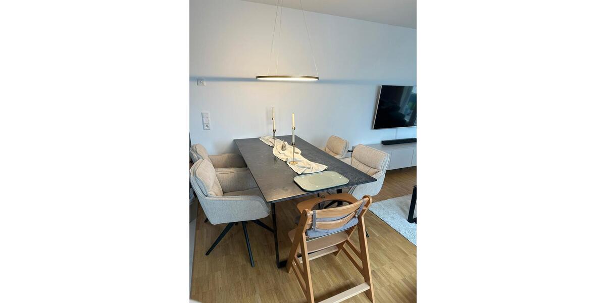 Erdgeschoßwohnung Kitzingen - 4.5 Zimmer, 128 m&sup2;, 1.360&euro; | Angebot:26350719
