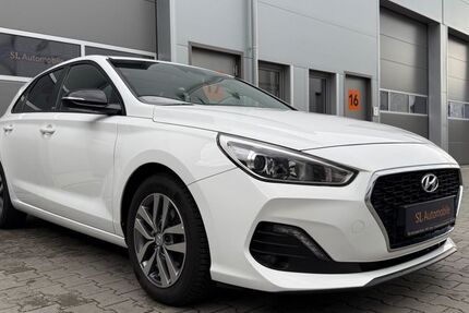 Hyundai i30 41.802 km 13.289 &euro; Willich 47877