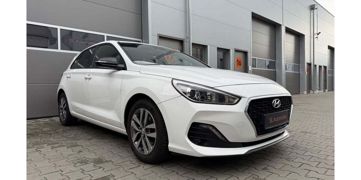 Hyundai i30 41.802 km 13.289 &euro; Willich 47877