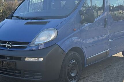 Opel Vivaro 207.000 km 4.798 &euro; Rüsselsheim 65428