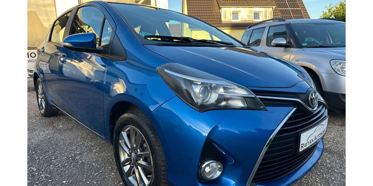 Toyota Yaris 67.969 km 7.990 &euro; Unterensingen 72669