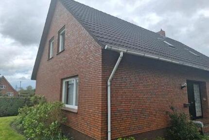 Haus Moormerland - 8 Zimmer, 188 m&sup2;, 1.200&euro; | Angebot:26346042