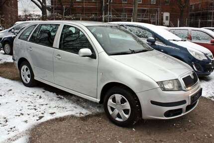 Skoda Fabia 151.000 km 2.799 &euro; Berlin 13057