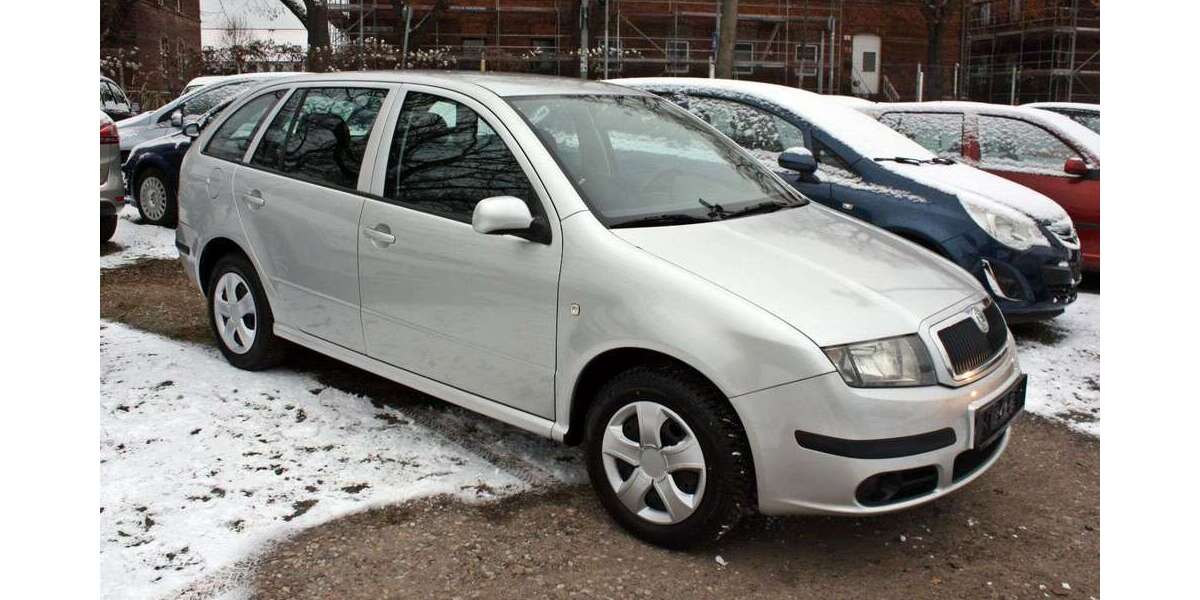 Skoda Fabia 151.000 km 2.799 &euro; Berlin 13057