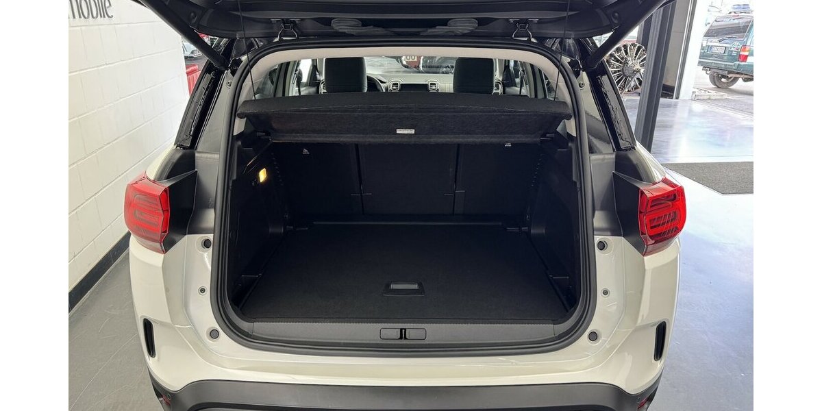 Citroen C5 Aircross 130 EAT 8 Shine Pack Panoramadach 27.120 km 18.760 &euro; Lich 35423