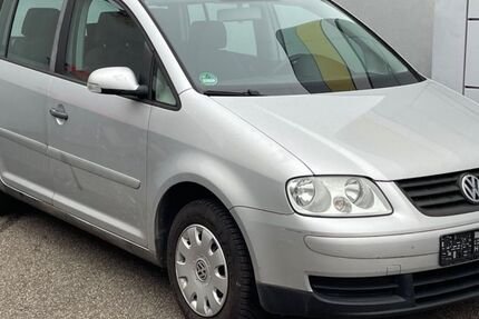 VW Touran 251.000 km 2.299 &euro; Mannheim 68167