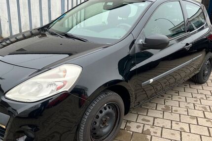 Renault Clio 129.000 km 3.290 € ERTINGEN 88521