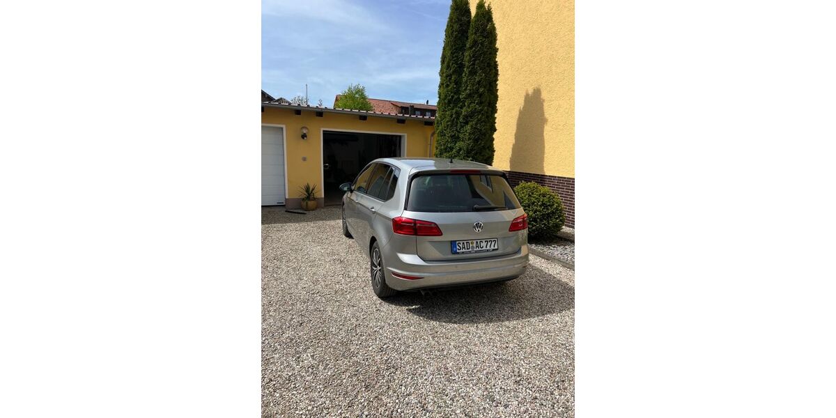 VW Golf Sportsvan 90.000 km 12.700 &euro; Wackersdorf 92442