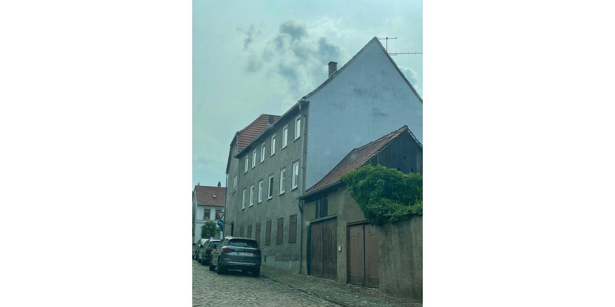 Große FamZum Miete 3-4 Mehrfamilienhäuser jede 4-6 Zimmern,WIEHE 3 zimmer