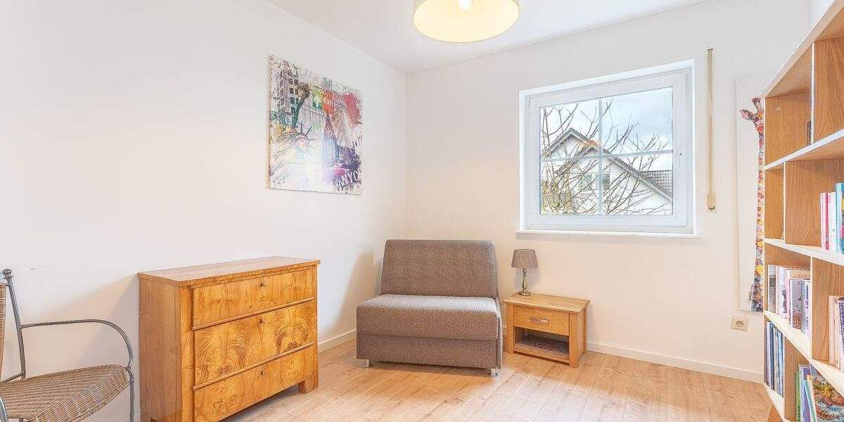 Etagenwohnung Kassel / Harleshausen Harleshausen - 3 Zimmer, 96 m&sup2;, 295.000&euro; | Angebot:25387645