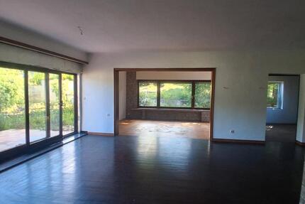 Wohnung Hellenthal - 4 Zimmer, 120 m&sup2;, 900&euro; | Angebot:26502617