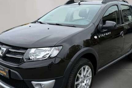 Dacia Sandero 92.000 km 8.490 &euro; Hamburg 20539