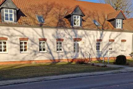 Wohnung Doberlug-Kirchhain Kirchhain - 4 Zimmer, 65 m&sup2;, 375&euro; | Angebot:25427482