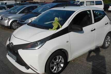 Toyota Aygo (X) 98.000 km 6.450 € Neumünster 24539