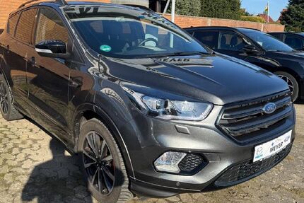 Ford Kuga 61.000 km 16.450 &euro; Nienburg 31582