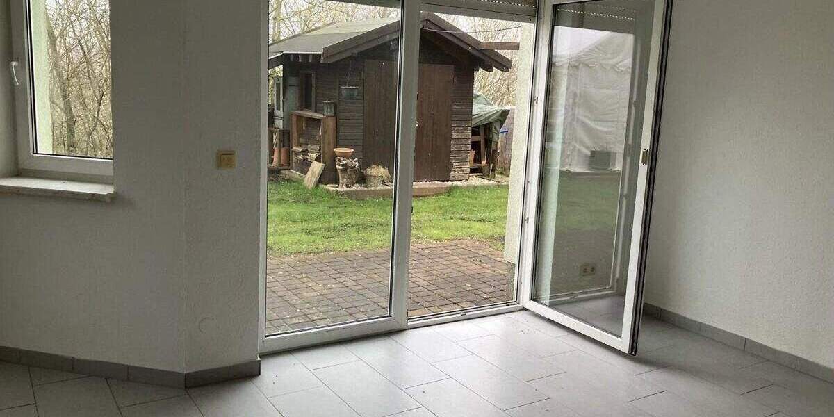 Etagenwohnung Lichtenstein-OT Heinrichsort Heinrichsort - 2 Zimmer, 63 m&sup2;, 396&euro; | Angebot:25910523