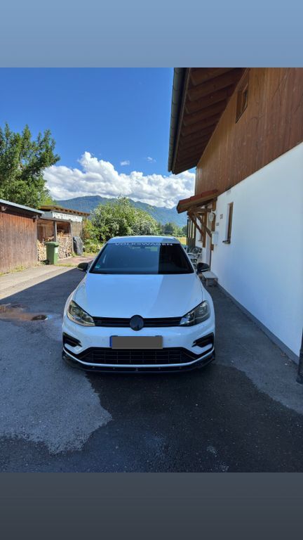 VW Golf 85.000 km 28.100 € Lenggries 83661