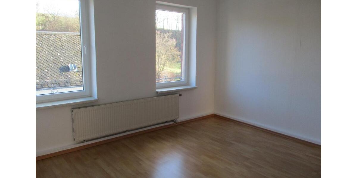 Etagenwohnung Greiz - 4 Zimmer, 80 m&sup2;, 429&euro; | Angebot:24803325