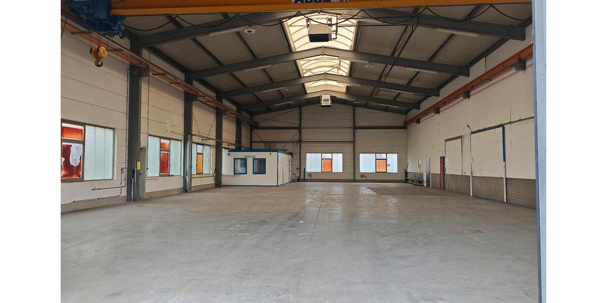 Halle für Lager, Produktion, Logistik oder Gewerbe zu vermieten zimmer