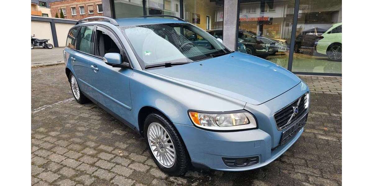Volvo V50 235.000 km 1.999 &euro; Altena 58762