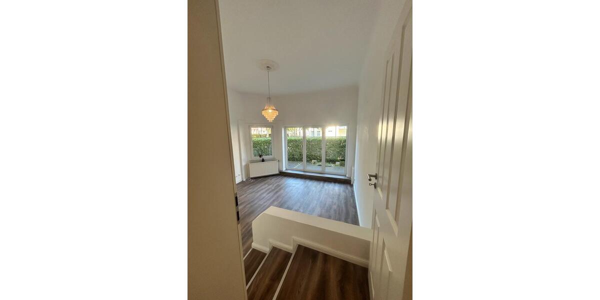 Erdgeschoßwohnung Wilhelmshaven Heppens - 4.5 Zimmer, 110 m&sup2;, 279.000&euro; | Angebot:27083796