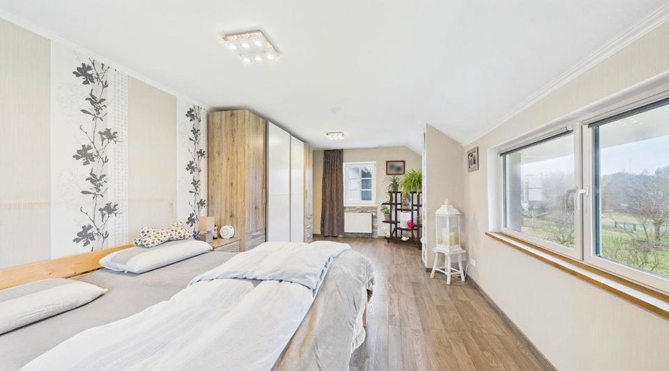 Bauernhaus, Landhaus Schönecken - 10 Zimmer, 220 m&sup2;, 498.000&euro; | Angebot:26855836