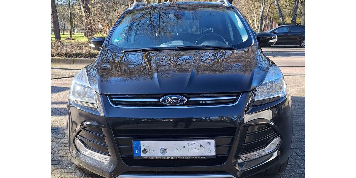 Ford Kuga 151.814 km 8.600 &euro; Unna 59425
