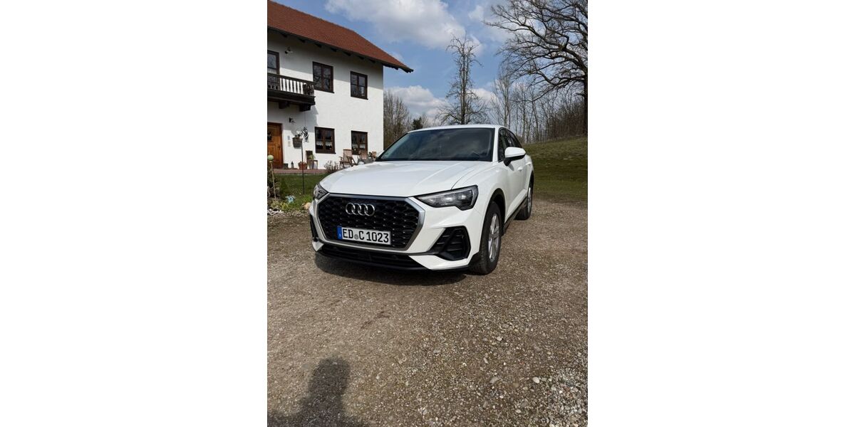 Audi Q3 146.700 km 23.499 &euro; Dorfen 84405