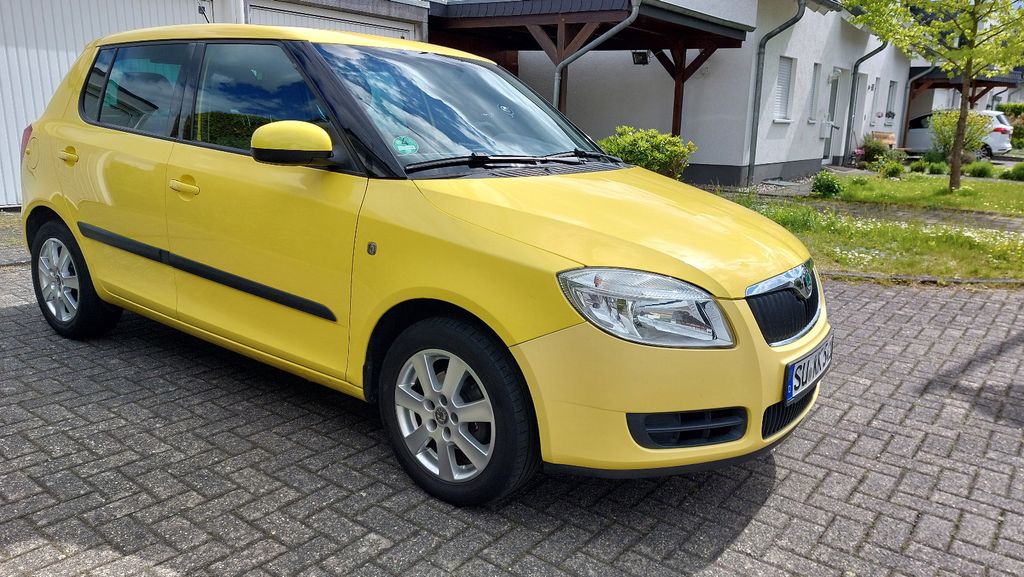 Skoda Fabia 218.000 km 1.599 &euro; Bad Honnef 53604