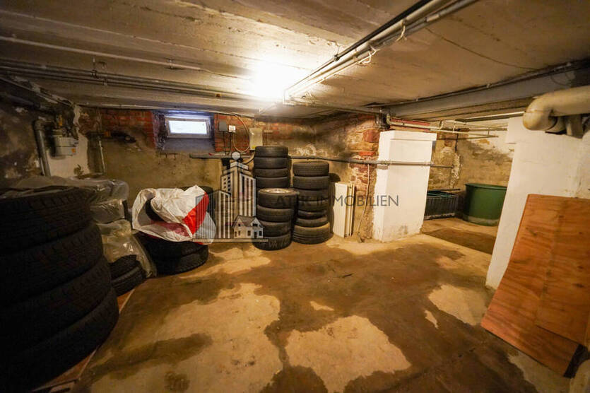 ATIK: *Entwickler aufgepasst* Wohn- u. Geschäftshaus mit Dachausbau-Potenzial in der Fußgängerzone