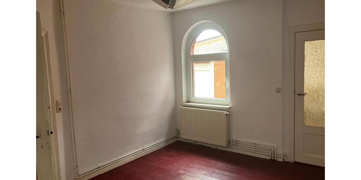 Reihenhaus Tangermünde - 7 Zimmer, 123 m&sup2;, 115.000&euro; | Angebot:26777785