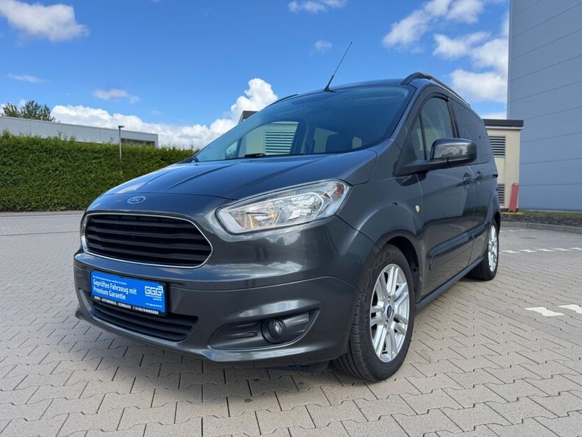 Ford Tourneo Courier 131.480 km 7.450 € korbach 34497