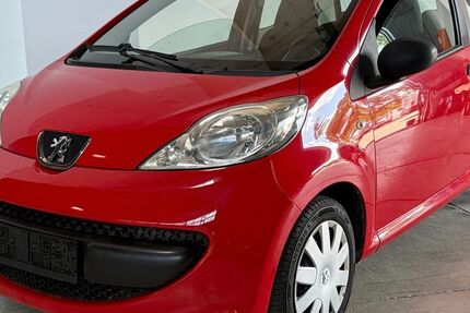 Peugeot 107 127.469 km 2.199 &euro; Potsdam-Drewitz b.Berlin 14478
