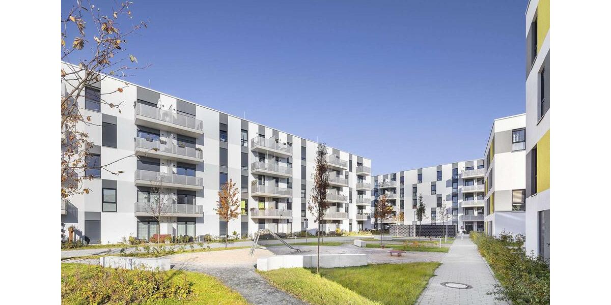 Etagenwohnung Schönefeld - 4 Zimmer, 96 m&sup2;, 1.249&euro; | Angebot:25541075