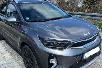 Kia Stonic 59.000 km 17.500 &euro; Burgthann 90559
