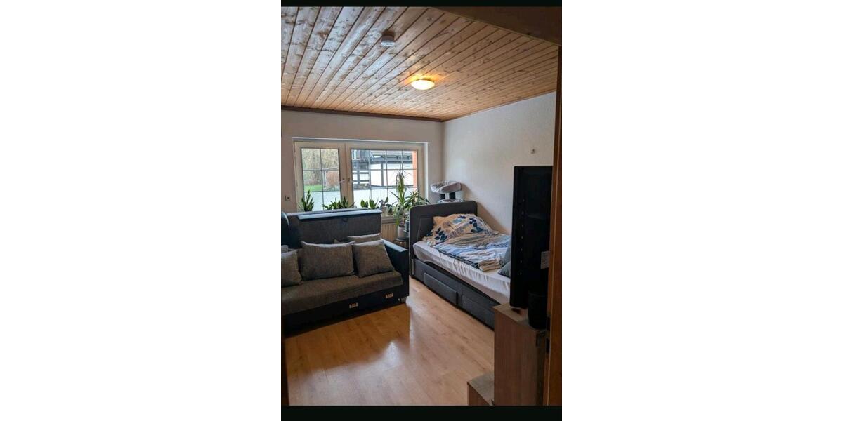 Erdgeschoßwohnung Nümbrecht - 3.5 Zimmer, 90 m&sup2;, 850&euro; | Angebot:25363532